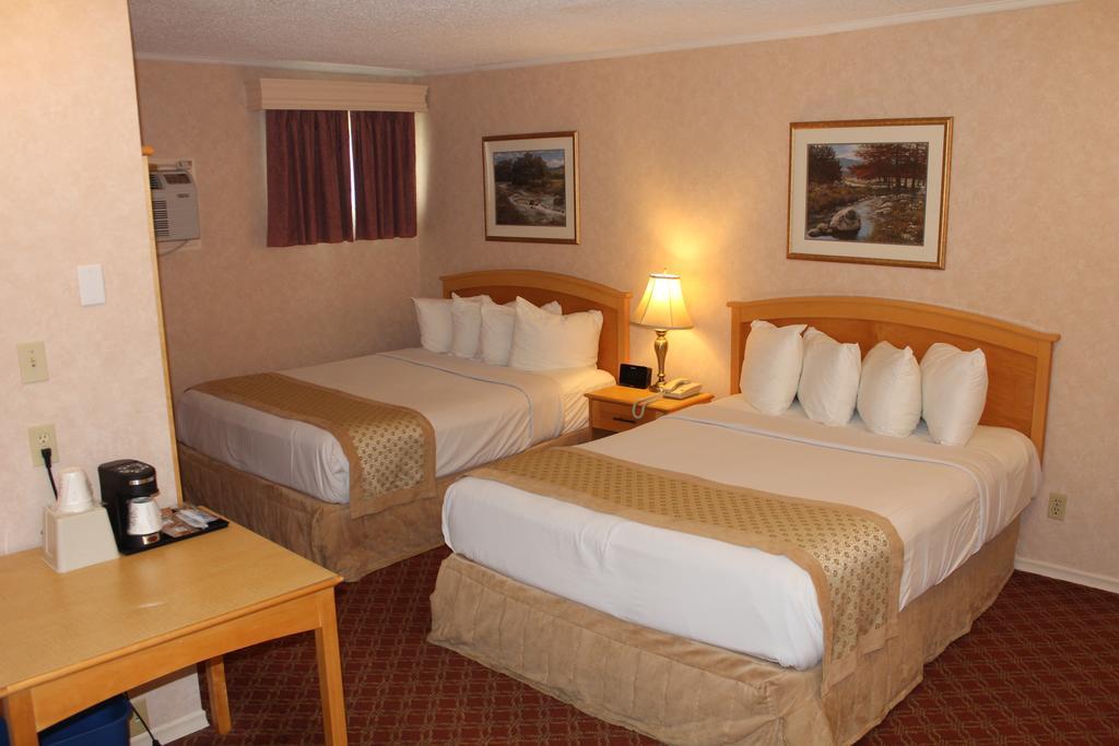 Sword Inn Bancroft Eksteriør billede